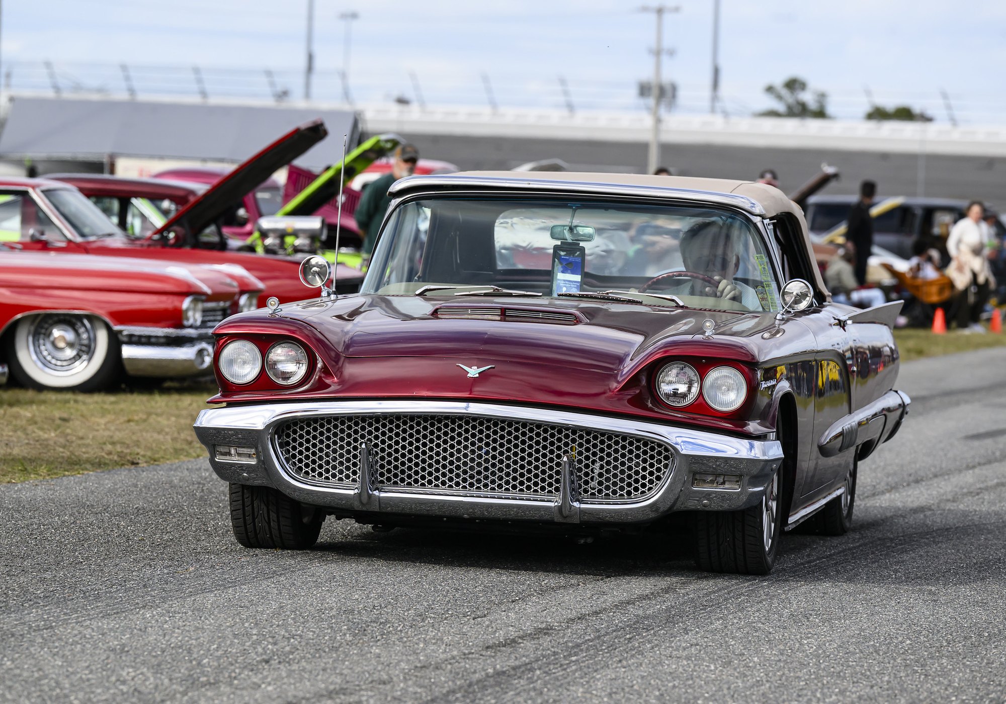 Show cars at the Daytona Turkey Run®